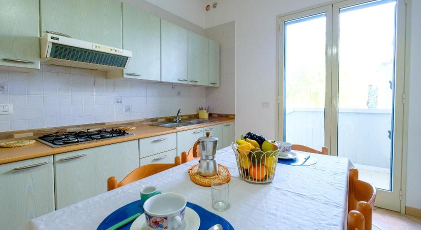 Image of One-Bedroom Apartment 6