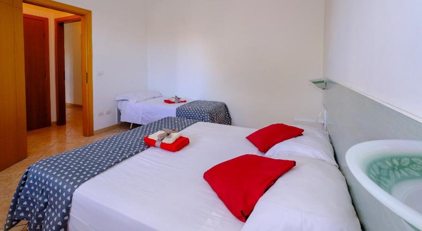 Image of One-Bedroom Apartment 7
