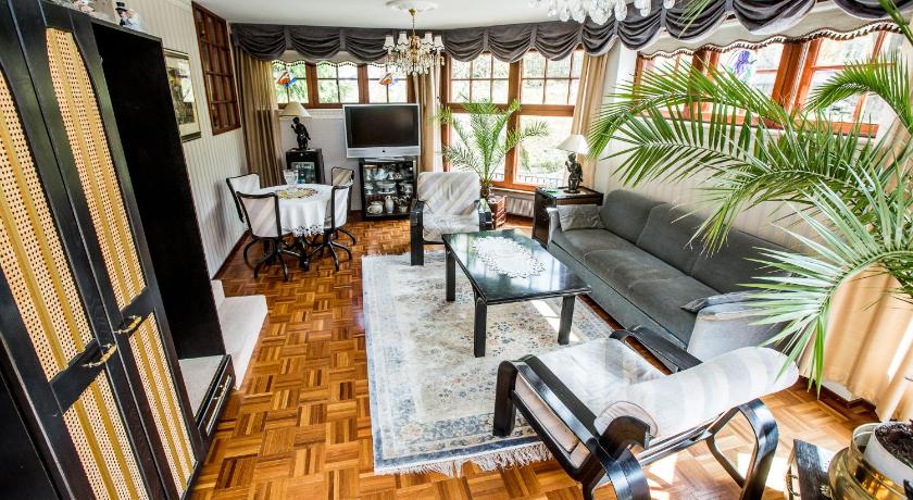 Image of Suite 2