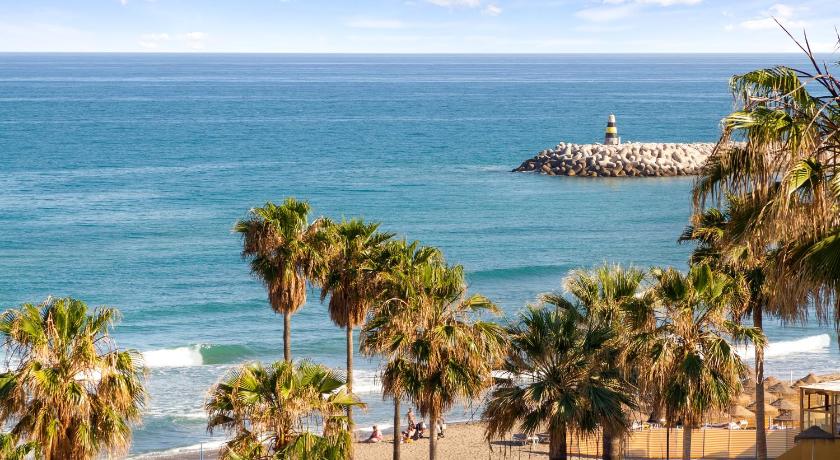 Carihuela Suites photo