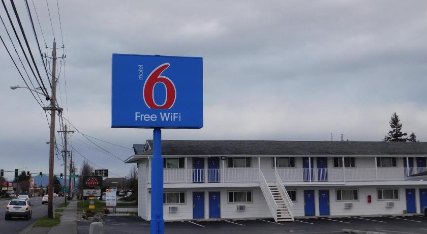 Motel 6-Burlington, WA