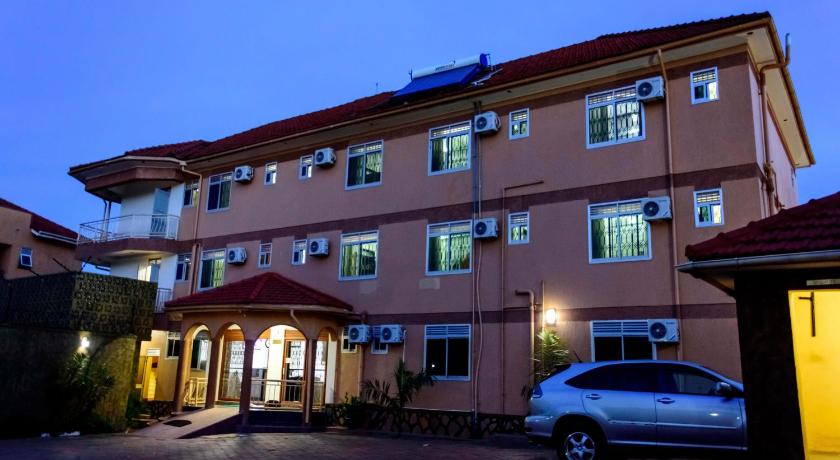Fancy Hotel Munyonyo photo