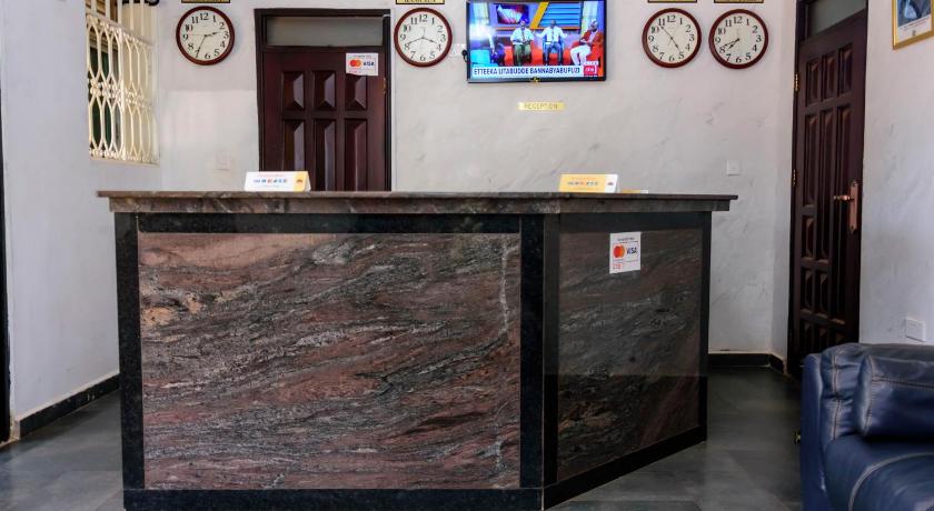 Fancy Hotel Munyonyo photo