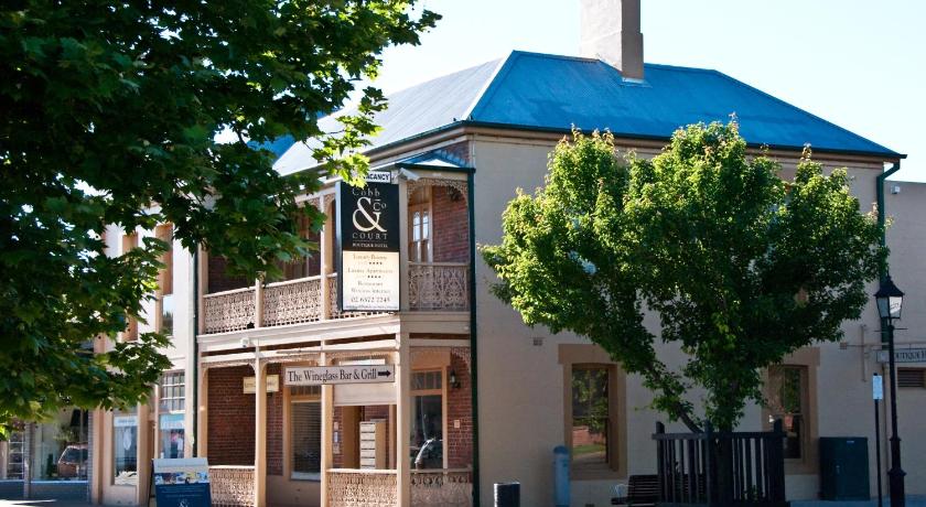 Cobb & Co Court Boutique Hotel photo