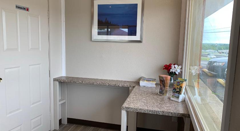 Regency Inn photo