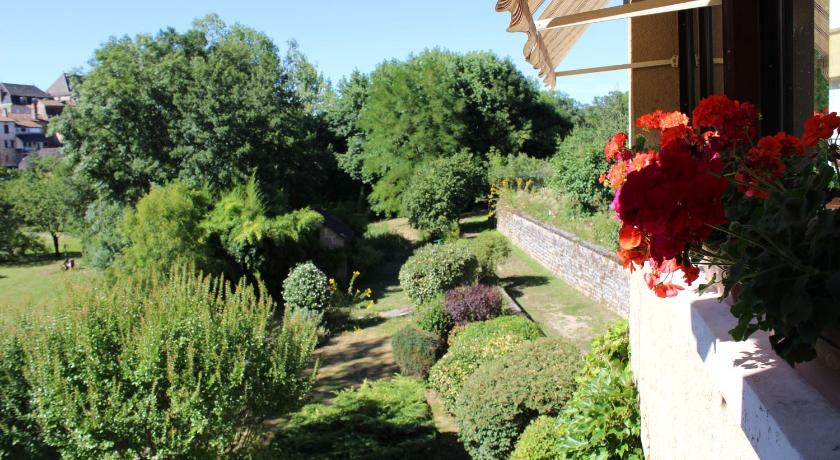 Hostellerie La Terrasse