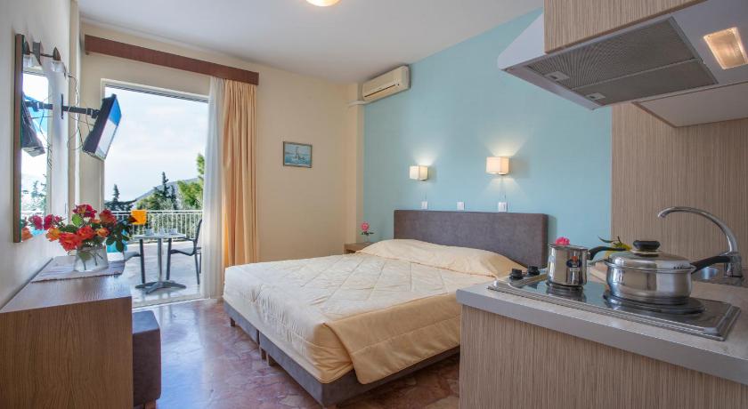 Tolon Beach Hotel photo
