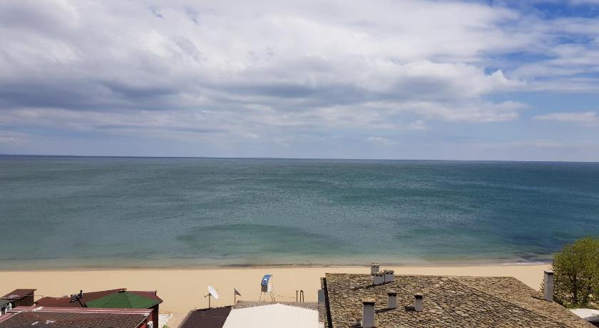 Golden Sands Rentals Apartments - image 41