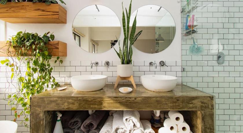 Beautiful loft in trendy Woodstock — Hotel in Cape Town