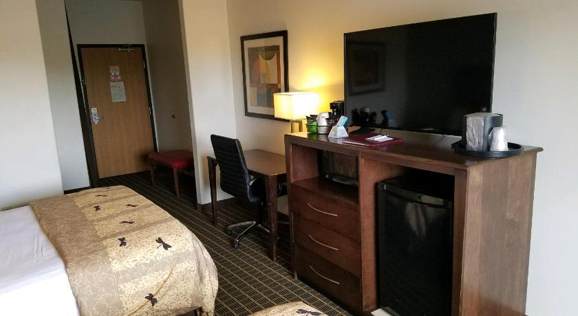 Best Western Plus Eagleridge Inn and Suites