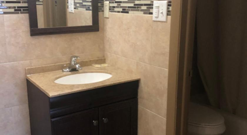 Budget Inn photo