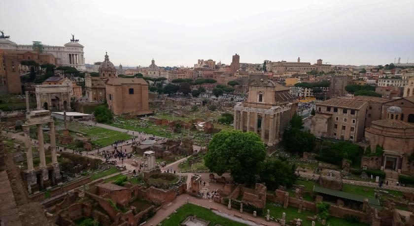 Suites in Rome 2 - Appartament - image 28