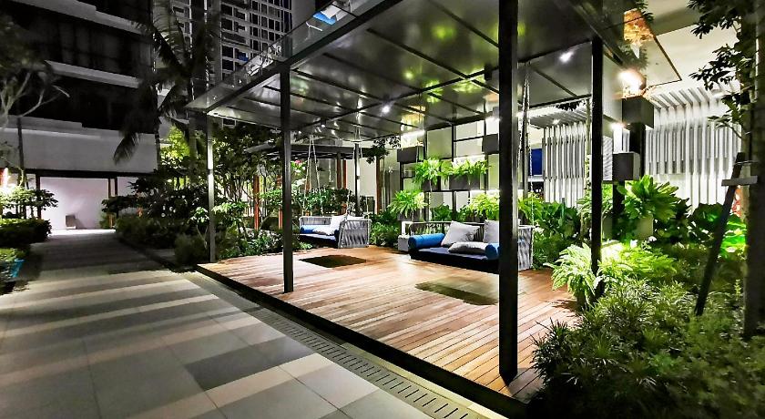 新山 Grand Medini Suites by JBcity Home 3星级 民宿 泳池