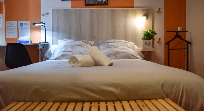 ヴィルヌーヴ＝シュル＝ロット Hotel des Remparts 2つ星 ホテル スイート