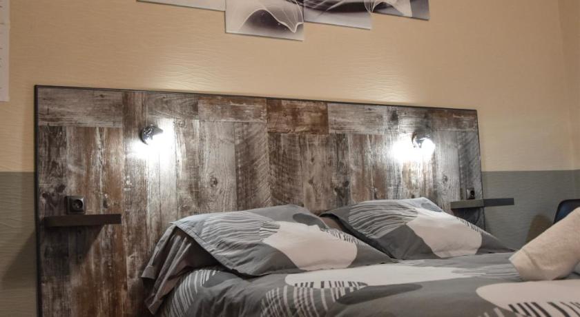 ヴィルヌーヴ＝シュル＝ロット Hotel des Remparts 2つ星 ホテル 客室