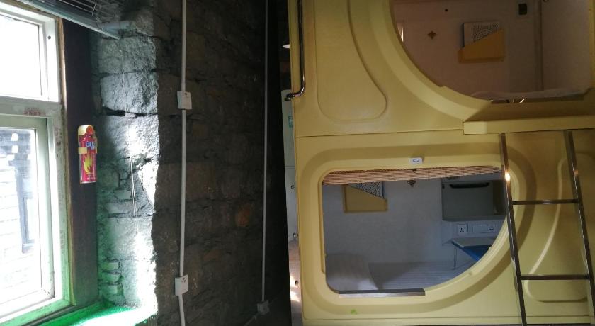 No.9 Space Capsule Youth Hostel photo