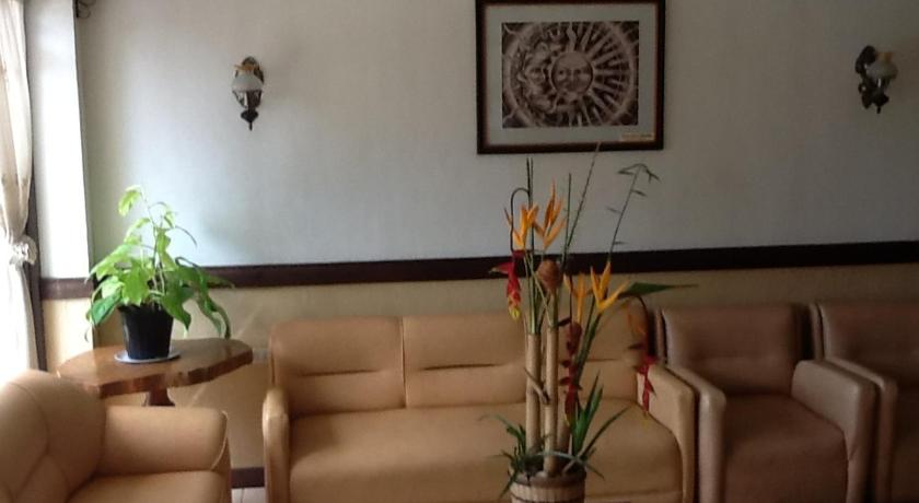 Darunday Manor photo