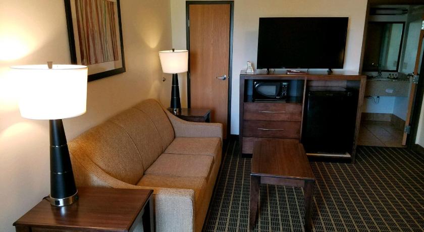 Best Western Plus Eagleridge Inn and Suites