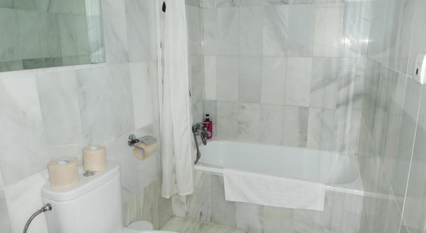 Apartamentos Catedral Plaza 3000 photo