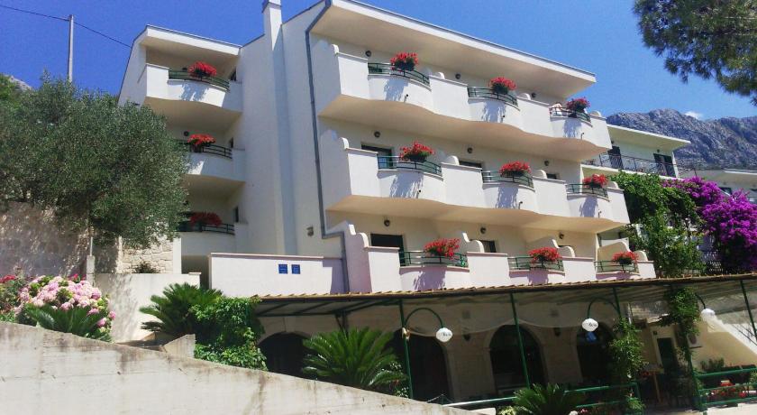 ROKO — Hotel in Drvenik (Splitsko-Dalmatinska)