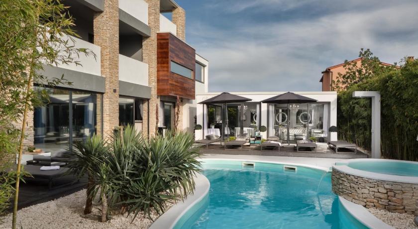 Boutique Hotel Chevalier - Adults Only photo