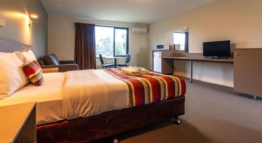 Kingston Hotel photo