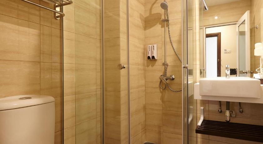 Image of Superior Queen Room 3