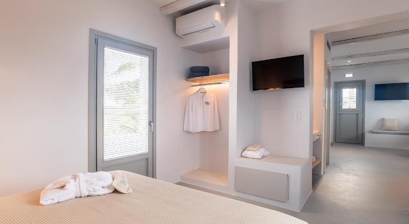 Paros Comfy Suites