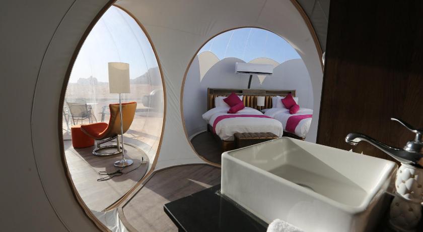 Bubble Luxotel Wadi Rum photo
