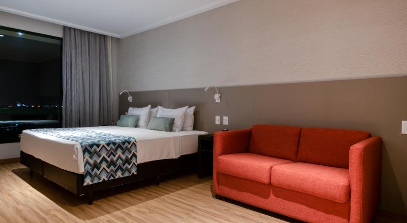 Comfort Suites Vitoria Hotel