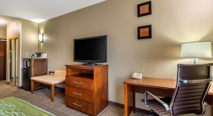 Comfort Inn & Suites Sacramento – University Area