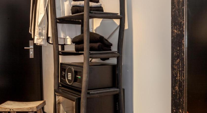 Image of Large Double Room - Annex 10