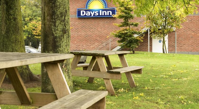 Days Inn by Wyndham Corley NEC M6