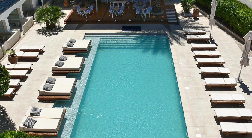 Danae Hotel photo