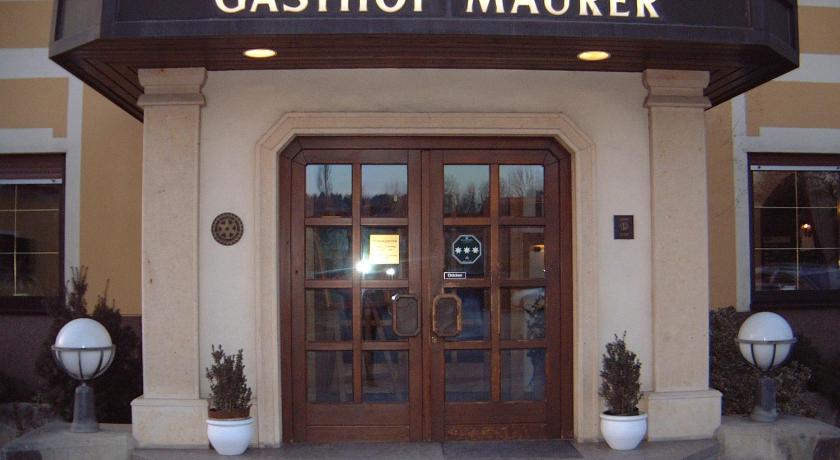 Grieskirchen Gasthof Maurer "Fruhstuckspension" 2-Star Hotel exterior