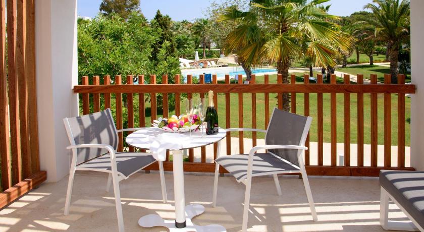 Cala Llenya Resort Ibiza