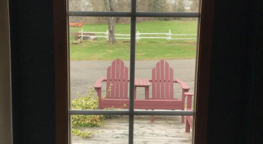 Guest Suites at Willowgreen Farm photo
