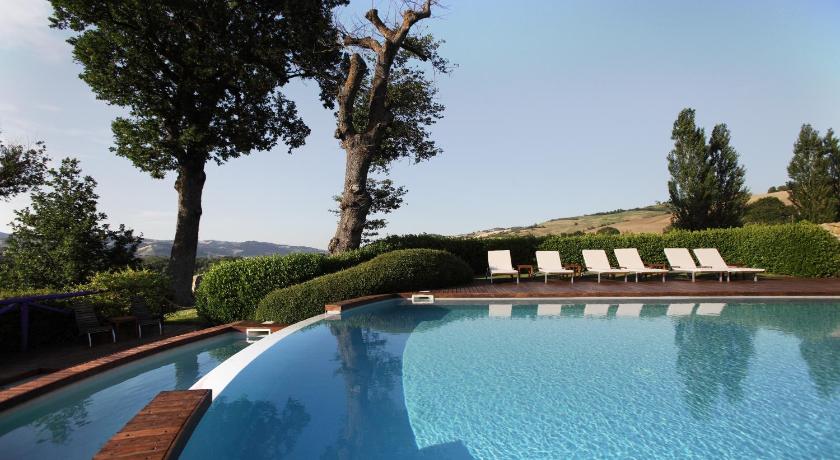 Urbino Resort - Tenuta Santi Giacomo e Filippo photo