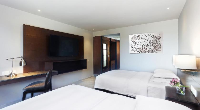 Image of 2 Double Beds 0
