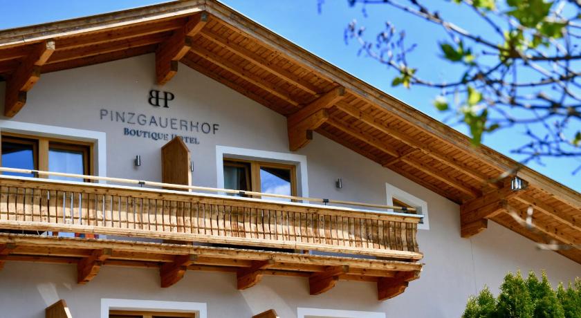 Boutique Hotel Pinzgauerhof — Hotel in Kaprun