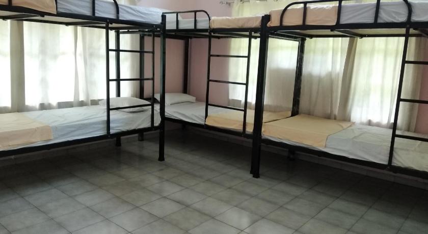 Gibbon Backpackers Hostel – Guwahati, TX