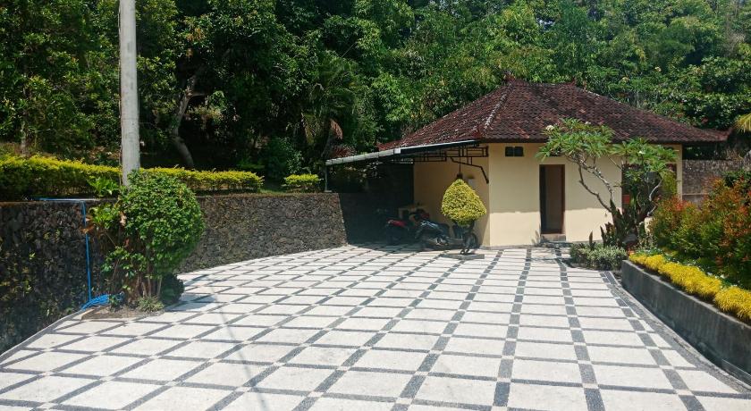 Image of Villa with Sea View 4