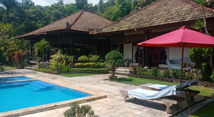 Villa Elina photo