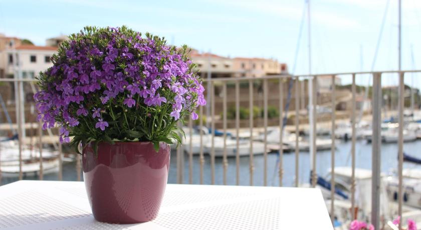 103 Boutique Hotel Stintino photo