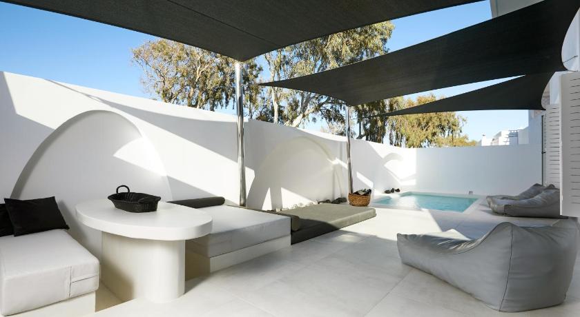 Le Blanc Resort - Two Luxury Villas — Hotel in Santorini
