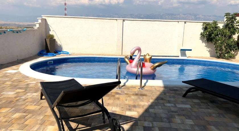 Apartman Matej with pool Povljana photo
