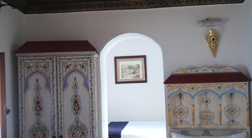 Image of Triple Room with Bathroom 0