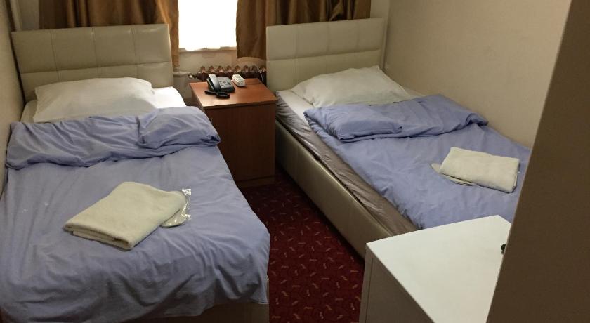 Istanbul Paris Hotel Hostel photo