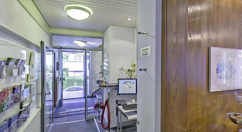 Hotel Sporting photo