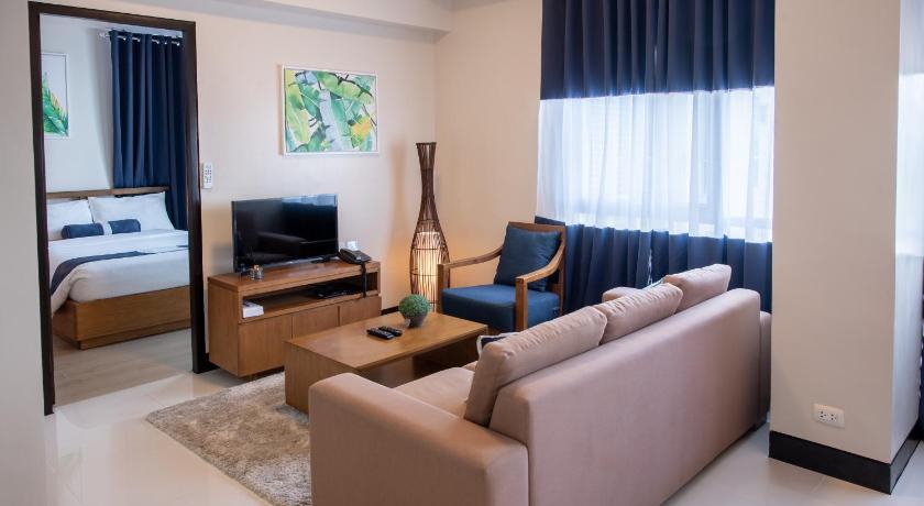 Image of Family Suite 8